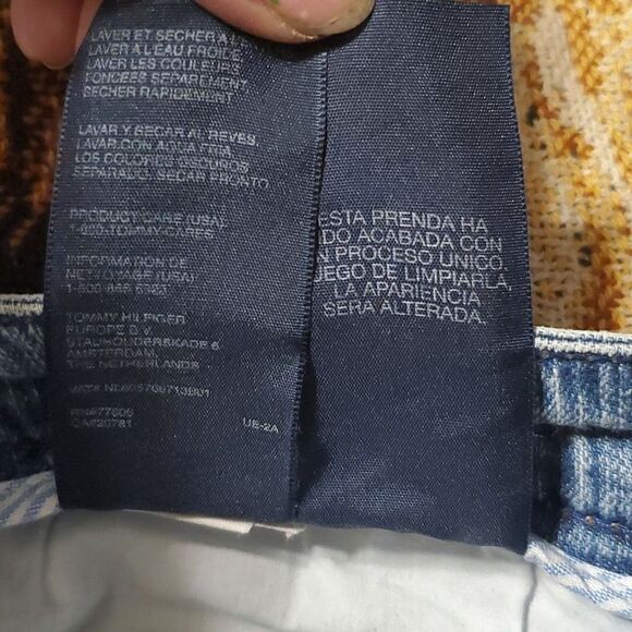 Tommy Hilfiger Womens Blue Bootcut Jeans Size 10 and sport tee shirt - Picture 9 of 12